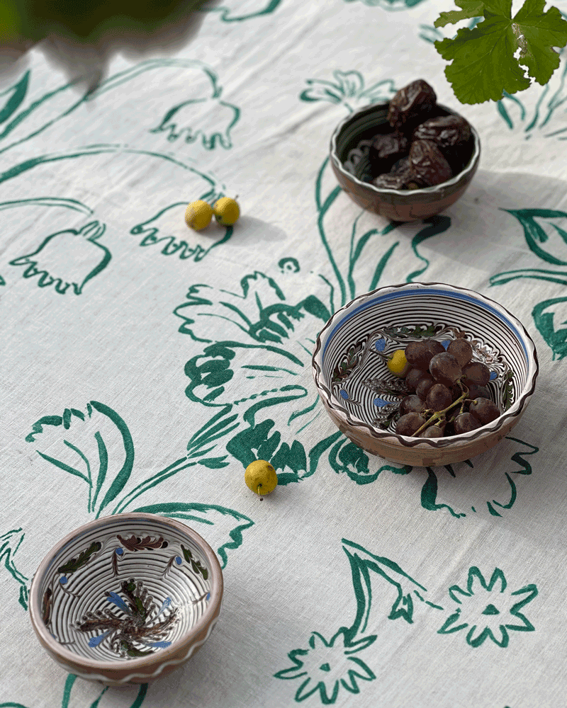 GREEN FLORAL TABLECLOTH