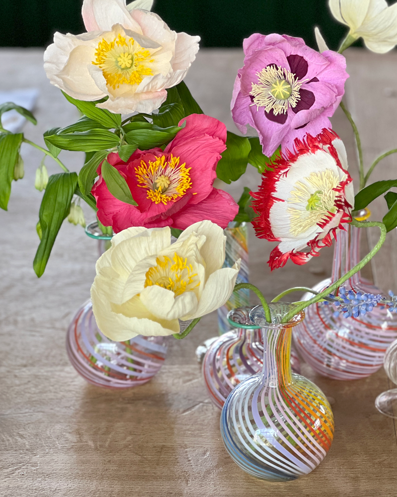 TALL RAINBOW FILIGRANA VASE