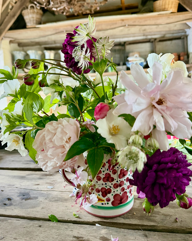 BORDEAUX FLORAL LOVING CUP
