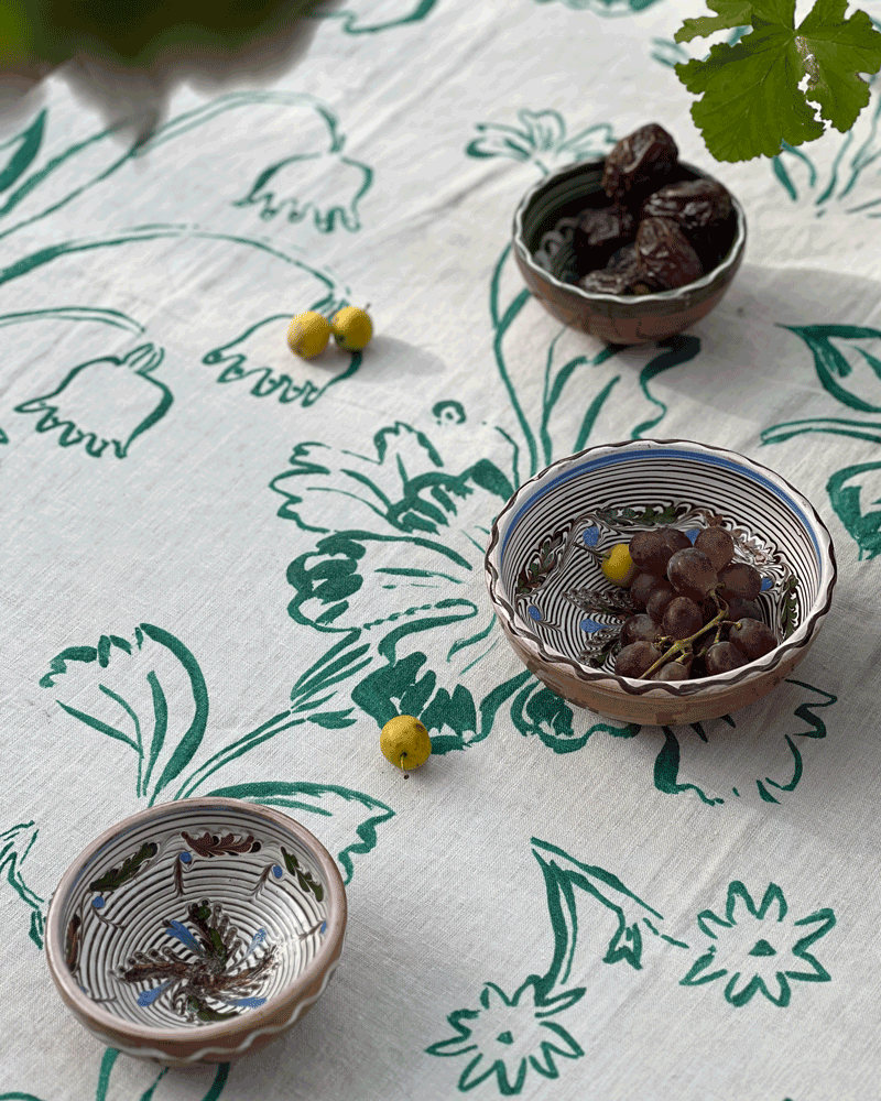 Botanical Print Green & Cream Tablecloth