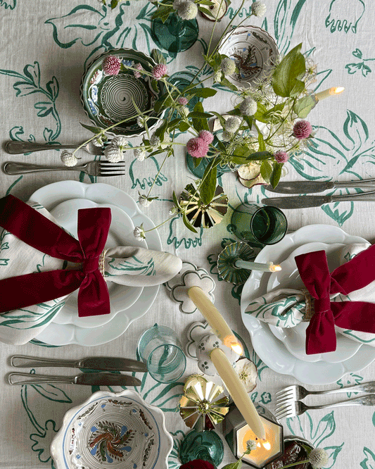FLORAL TABLECLOTH
