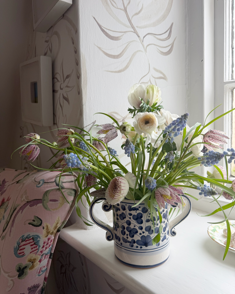 BLUE FLORAL LOVING CUP