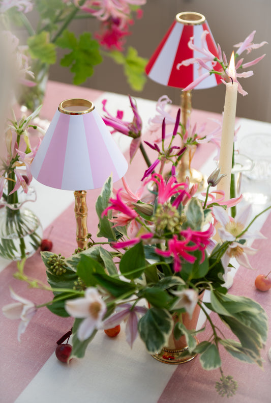 SHORT TEALIGHT CANDLE STAND