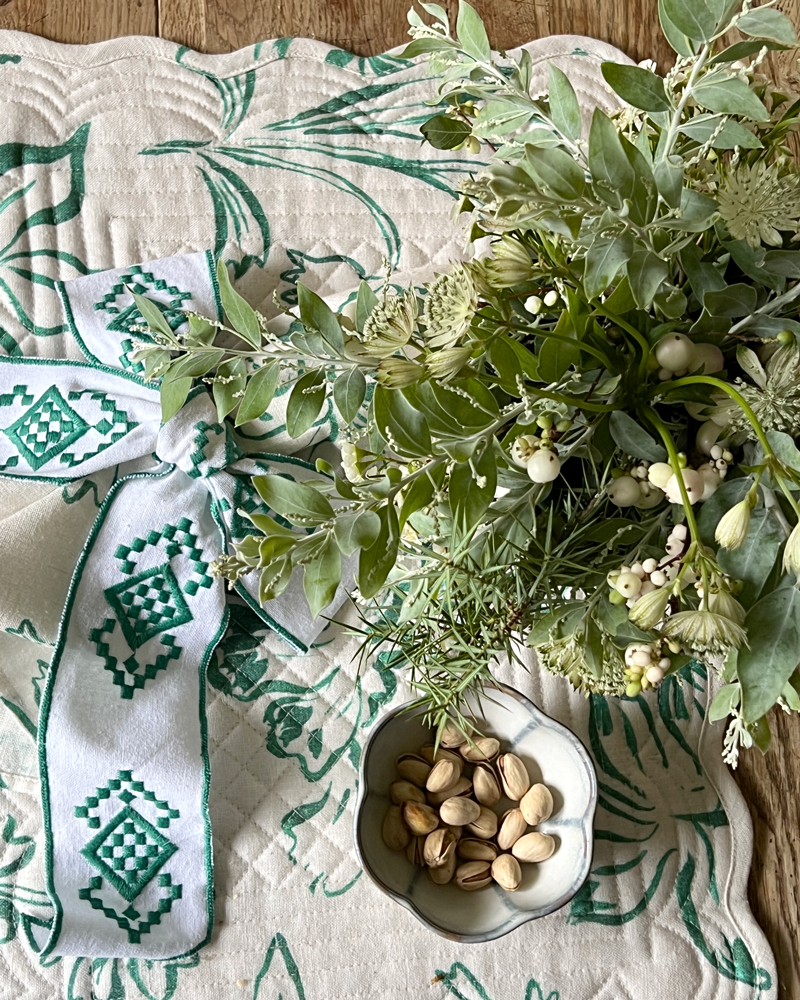 SMALL PETAL BOWL