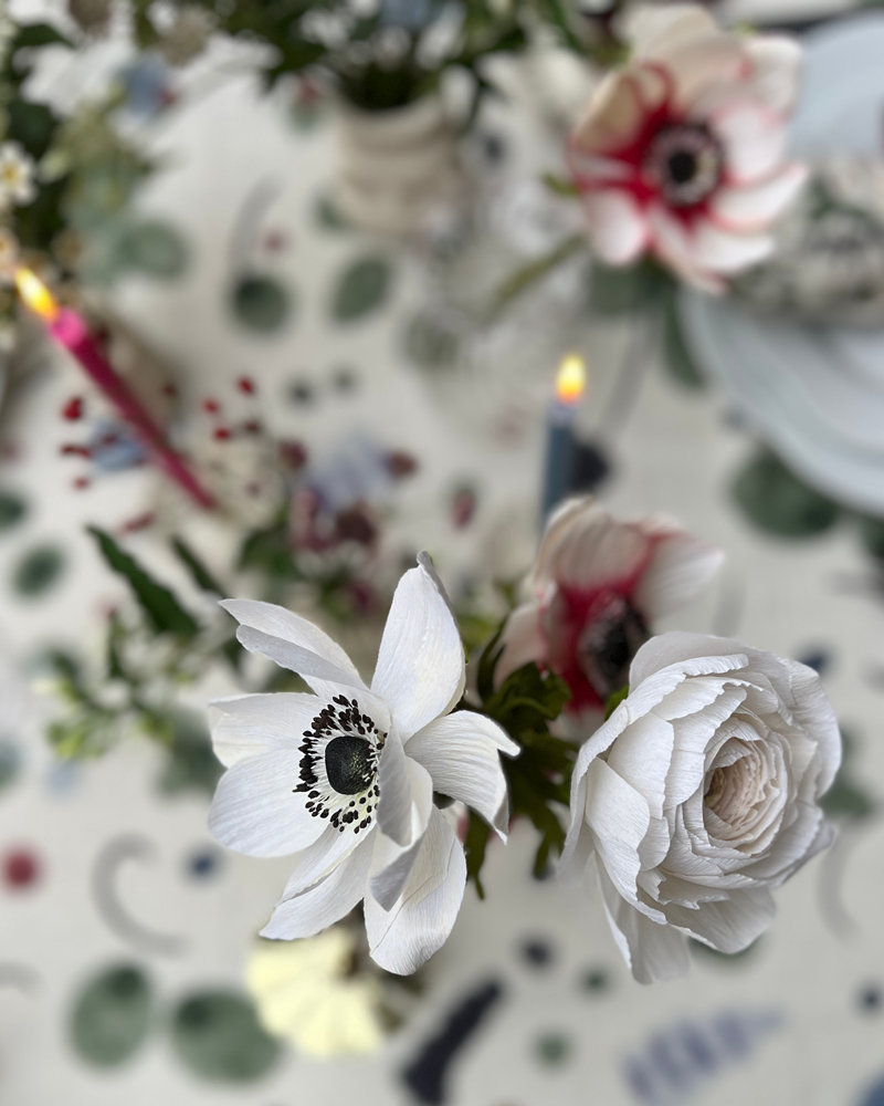 CREAM RANUNCULUS