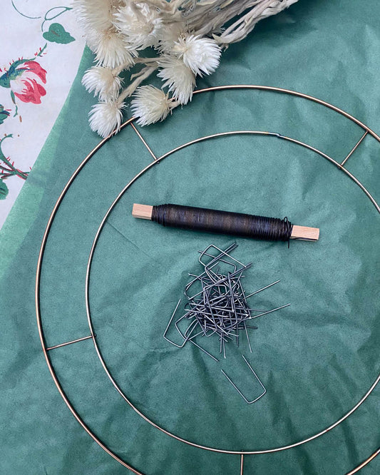 WREATH ESSENTIALS KIT